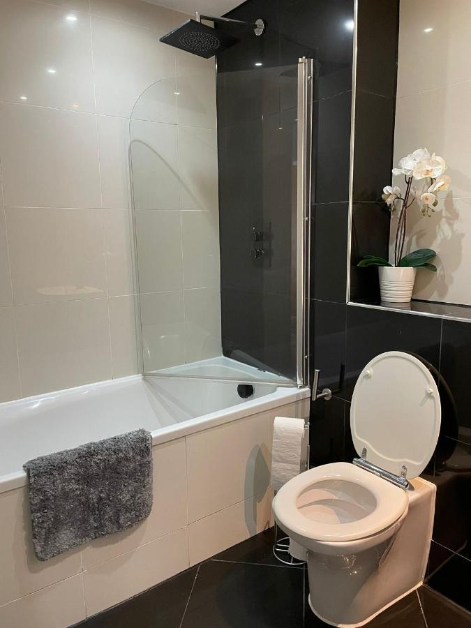 Lovely 2Br Apt In Sheffield City Centre Exterior foto